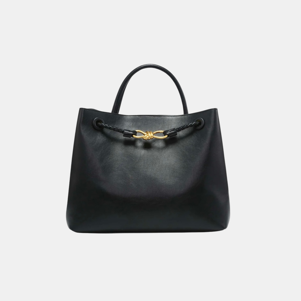Elena • L