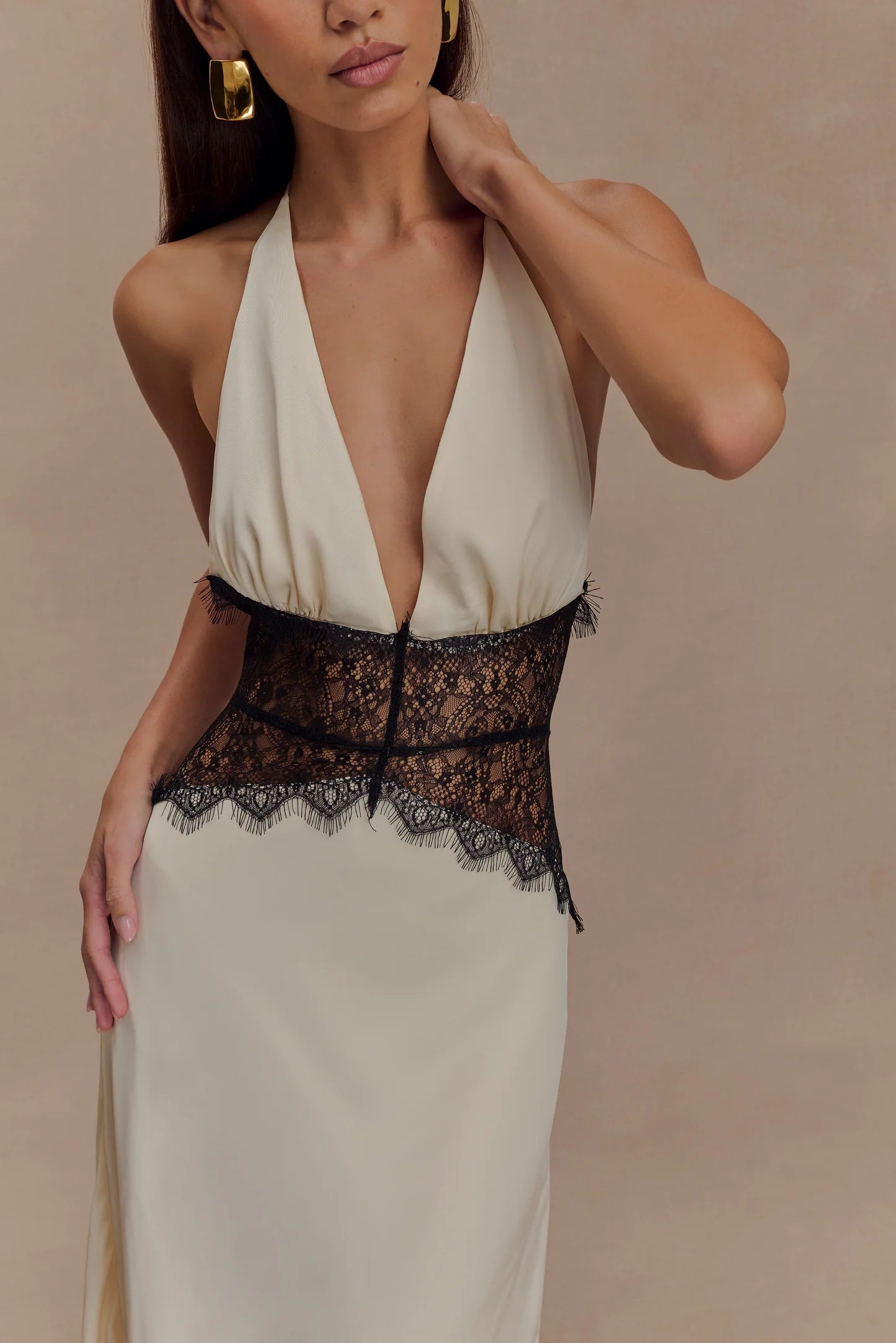Vera Lace Maxi Gown
